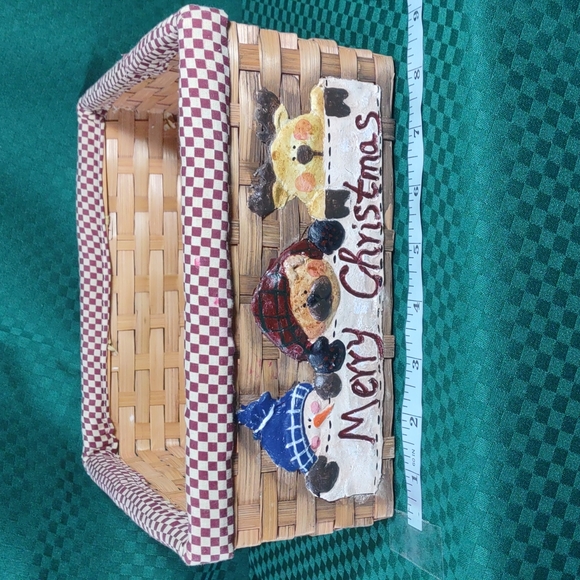 Set of 2 Wicker Christmas Baskets - Picture 2 of 5